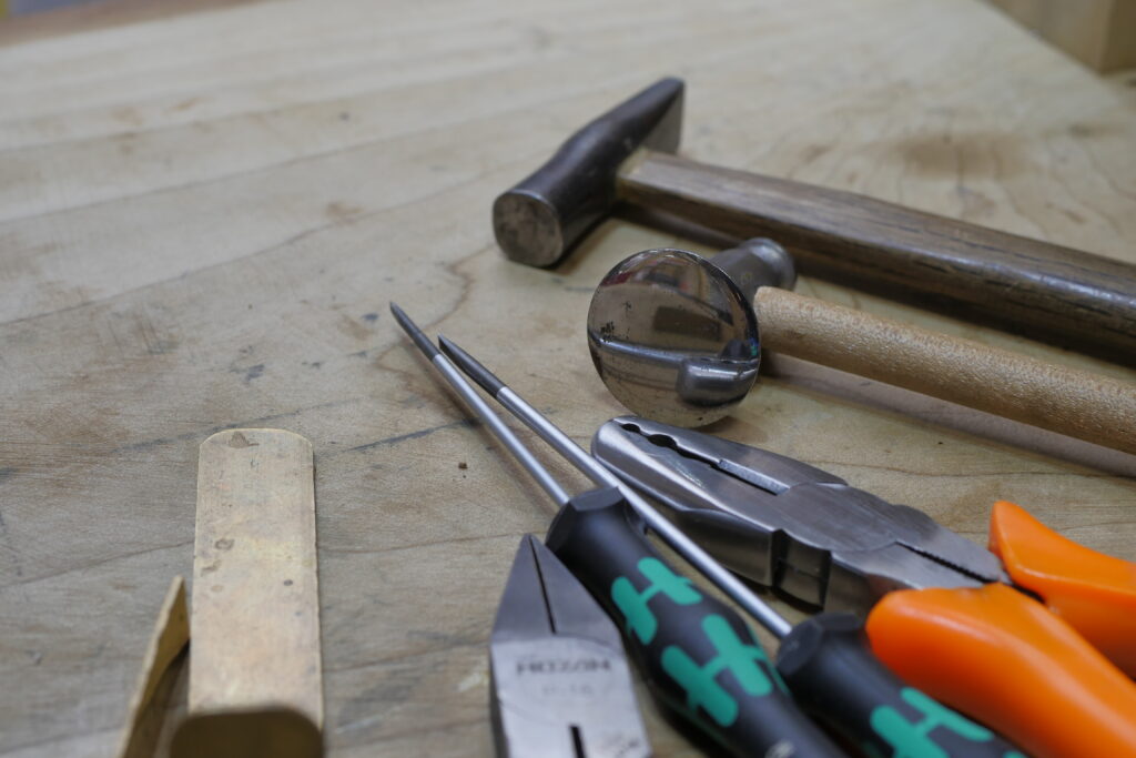 楽器のリペアで使用する道具